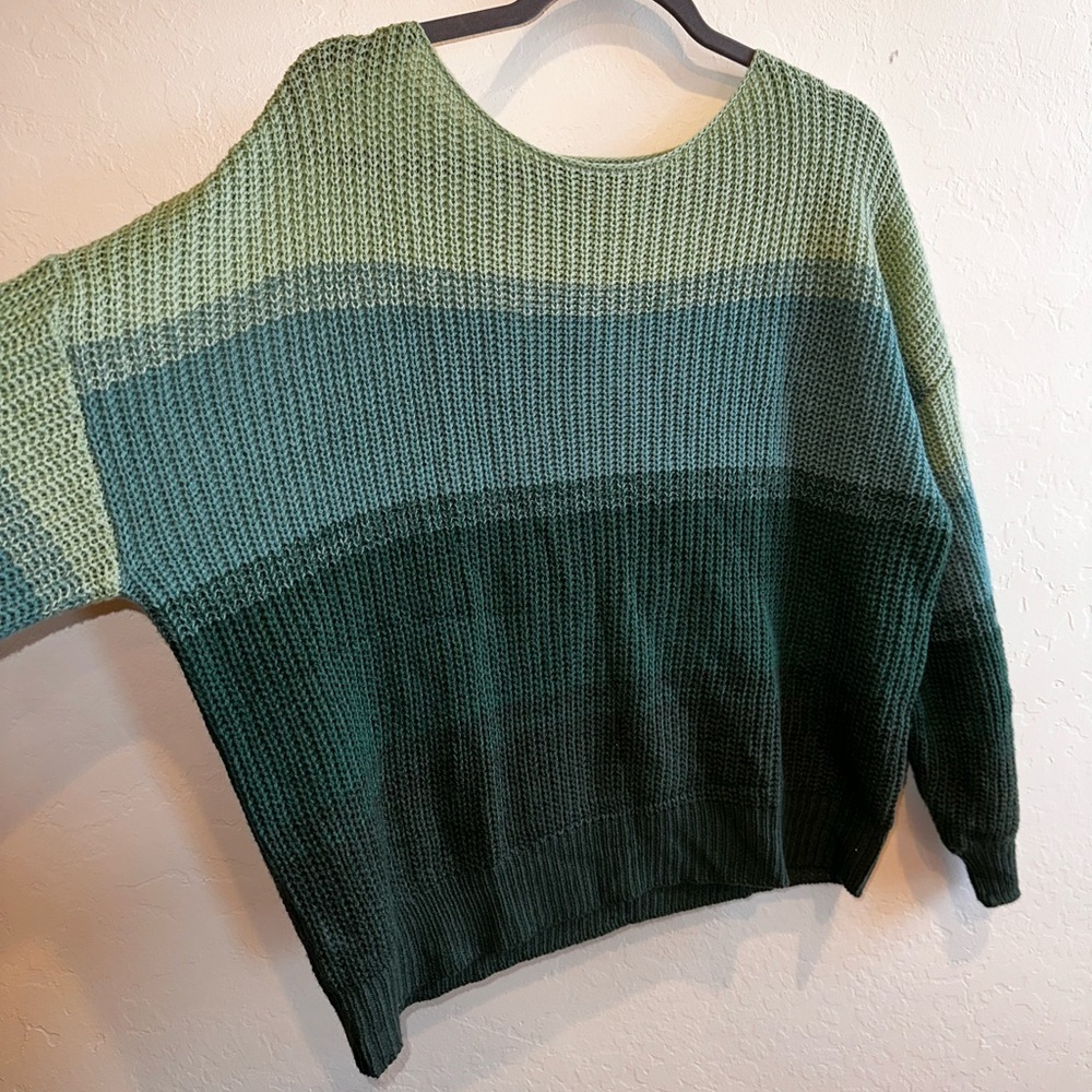 NWOT Green Sweater​​​